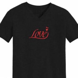 Motif de broderie machine love 2. cadre:    10 x 10 /13 x 18 / 16 x 26 / 20 x 20   . Formats des fichiers dans votre téléchargement  PES,CSD,EXP,HUS,SHV,VIP,XXX,DST,PCS,VP3,EMB,JEF… Téléchargement immédiat après votre paiement et aussi disponible dans votre compte.