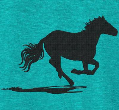 Design2 Motif de broderie machine silhouette cheval au galop 2 . cadre: 10 x 10 /13 x 18 / 20 x 20 /16 x 26 / 20 x 30 . Formats des fichiers dans votre téléchargement PES,CSD,EXP,HUS,SHV,VIP,XXX,DST,PCS,VP3,EMB,JEF… Téléchargement immédiat après votre paiement et aussi disponible dans votre compte.