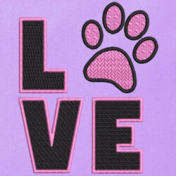 Motif de broderie machine empreinte animale love. Dimensions:   10 x 10 / 20 x 20  cm . Formats des fichiers dans votre téléchargement  PES,CSD,EXP,HUS,SHV,VIP,XXX,DST,PCS,VP3,EMB,JEF… Téléchargement immédiat après votre paiement et aussi disponible dans votre compte. Après avoir téléchargé le dossier vous devez le dézipper pour récupérer le fichier compatible avec votre machine. N’hésitez pas à nous demander le  format de fichier de broderie compatible avec votre machine si il ne figure pas dans la liste ci dessus. Merci.