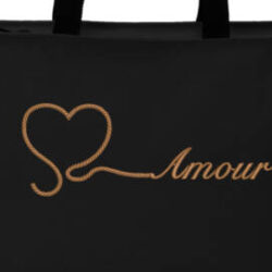 Motif de broderie machine cœur en corde amour. Dimensions:    10 x 10 / 13 x 18 / 16 x 26 / 20 x 20 / 20 x 30 cm. Formats des fichiers dans votre téléchargement  PES,CSD,EXP,HUS,SHV,VIP,XXX,DST,PCS,VP3,EMB,JEF… Téléchargement immédiat après votre paiement et aussi disponible dans votre compte. Après avoir téléchargé le dossier vous devez le dézipper pour récupérer le fichier compatible avec votre machine. N’hésitez pas à nous demander le  format de fichier de broderie compatible avec votre machine si il ne figure pas dans la liste ci dessus. Merci.