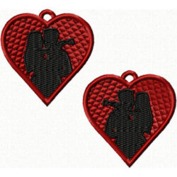 boucles-d-oreilles-amoureux-pour-la-St-Valentin-broderie-machine en dentelle autoportante